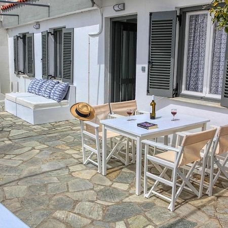 Villa Lemonia Glossa Eksteriør bilde